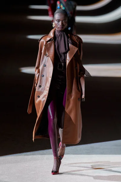 Look 51